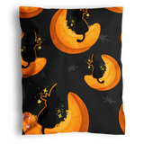 Impack.co’s Halloween Pumpkitties Mailers 19" x 24" feature black cat silhouettes in wizard hats on orange pumpkins with starry backgrounds—ideal for festive, eco-friendly shipping and Halloween packaging.
